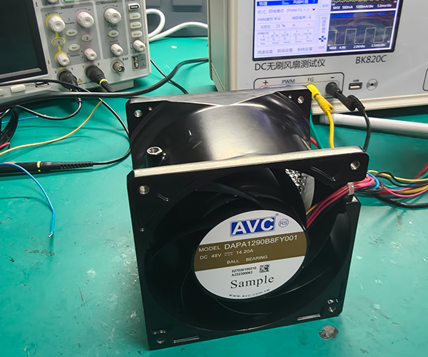 散热风扇实现通风与冷却协同,让植物工厂更节能、更稳定02