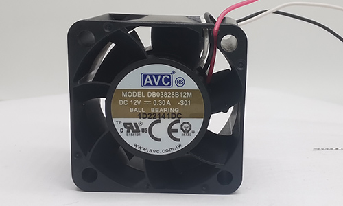 只有44.5mm高的1U服务器，如何压住双路CPU的“怒火”？——AVC 38x38x28mm轴流散热风扇01